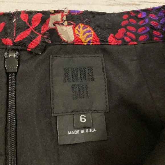 Anna Sui Silk MIDI Length Asymmetrical Floral Skirt Size 6 - Picture 2 of 12